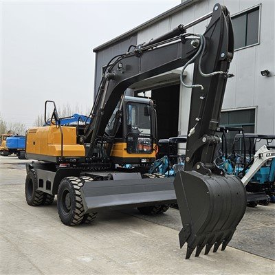 8teled excavator